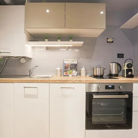 A 100m Dall'acquario *