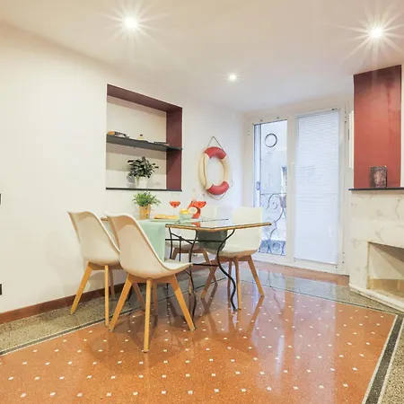 Apartment A 100m Dall'acquario