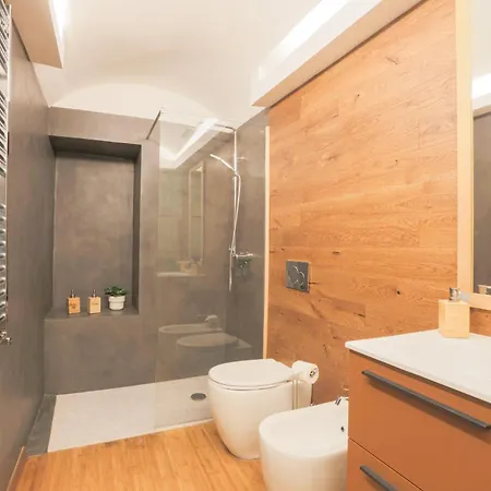 A 100m Dall'acquario Apartamento Génova