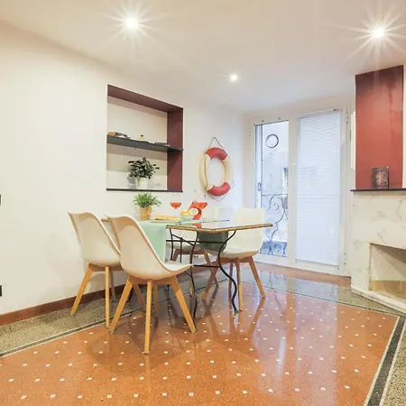 Apartament A 100m Dall'acquario