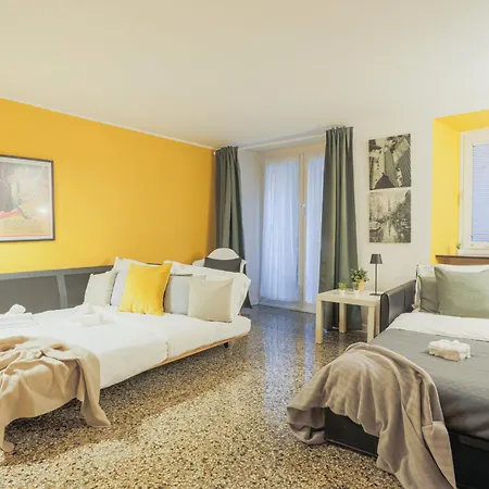 Apartament A 100m Dall'acquario